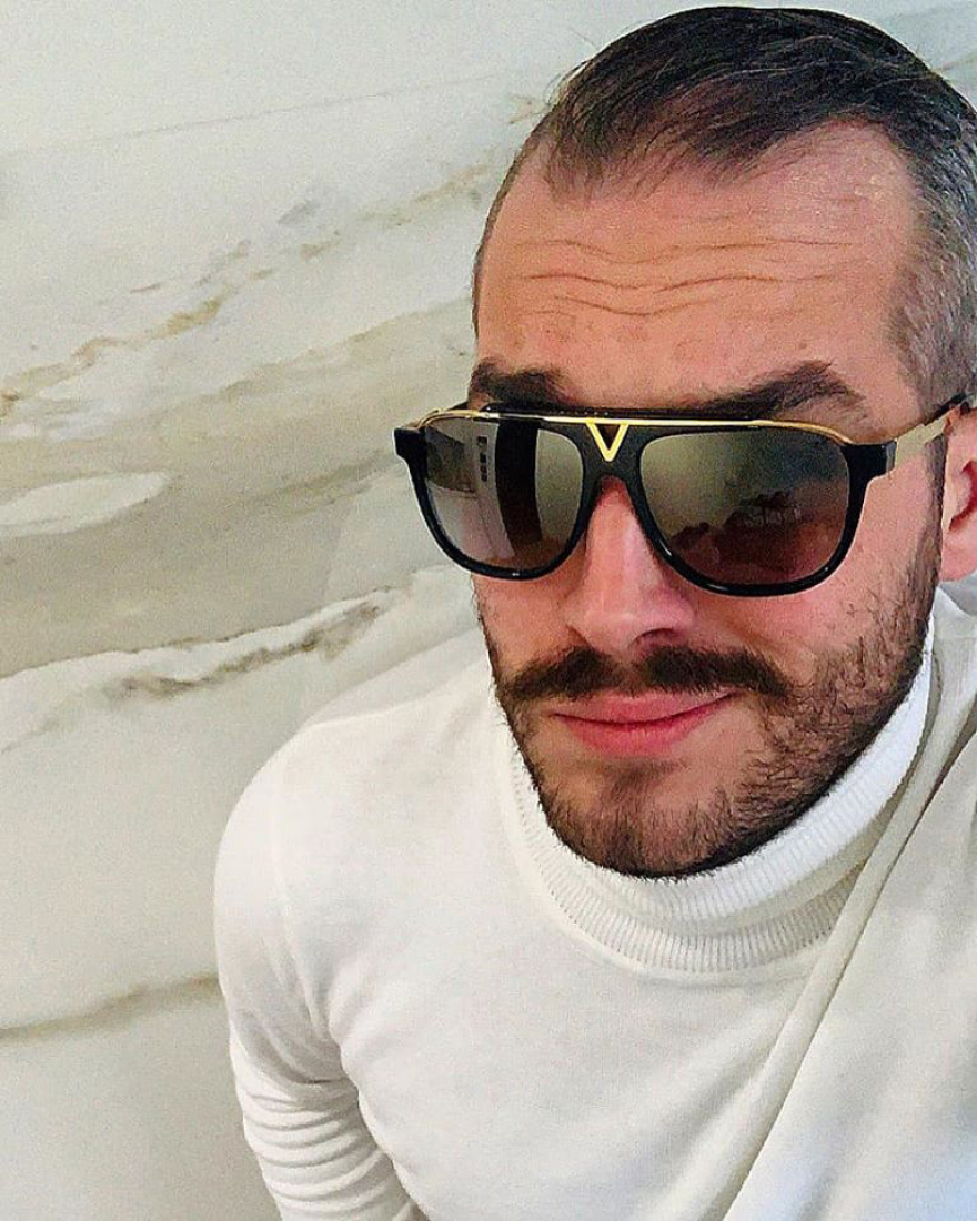 Αναστάσης Δαφνής: Πώς έφυγε στα 30 του χρόνια ο γελαστός δημοσιογράφος 