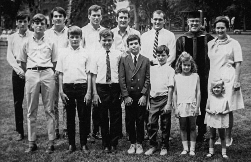 Γνωρίστε τους Γκάλβιν: Η πιο σχιζοφρενής οικογένεια των ΗΠΑ και τα εφιαλτικά μυστικά της