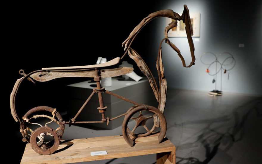 Δωρεάν εικονική περιήγηση στην έκθεση «ΔΙΑΧΡΟΝΙΕΣ» από το Ίδρυμα Μείζονος Ελληνισμού