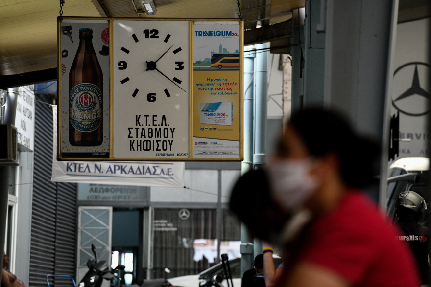 Άρση μέτρων: Άνοιξαν και πάλι τα ΚΤΕΛ - Με το 50% των επιβατών τα δρομολόγια