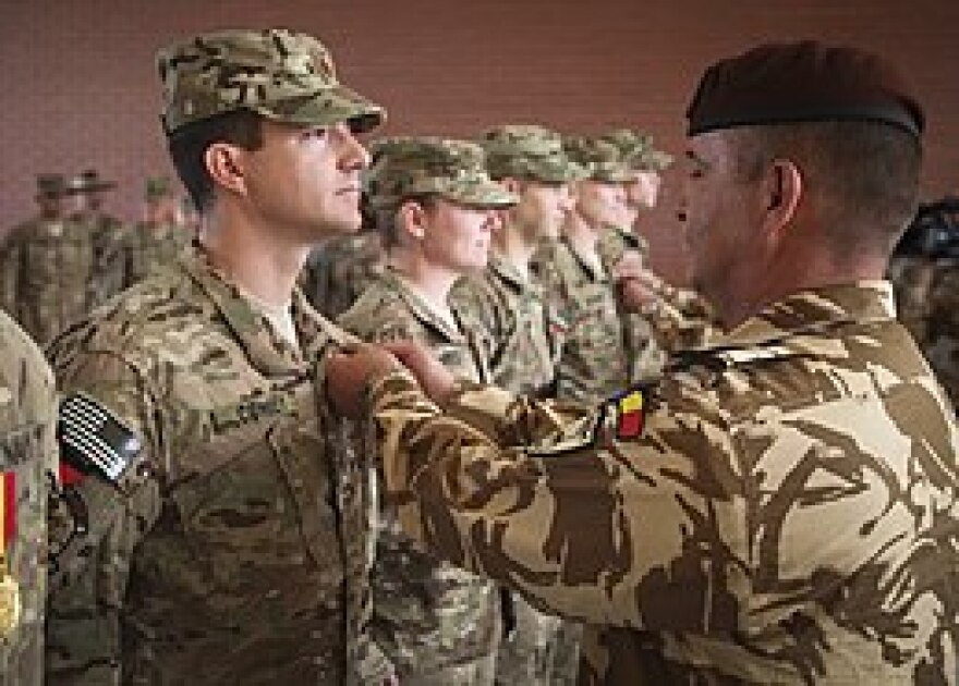 Κορωνοϊός - Τραμπ: Τι λέει ο γιατρός του για το χάπι υδροξυχλωροκίνης που παίρνει εδώ και δέκα μέρες