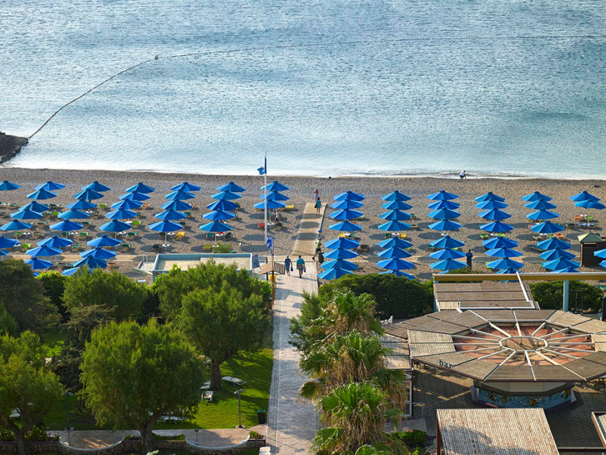 Γαλάζιες σημαίες: Δεύτερη η Ελλάδα παγκοσμίως - Πρωτιά της Χαλκιδικής 