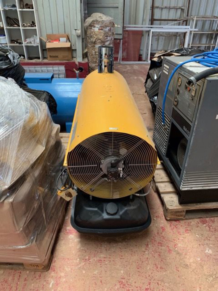 Λαύριο: Εντόπισαν παράνομο εργαστήριο καπνού - Κατασχέθηκαν 22 τόνοι - Δείτε φωτογραφίες