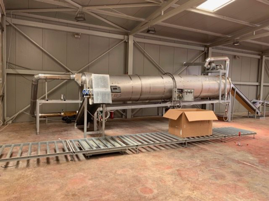 Λαύριο: Εντόπισαν παράνομο εργαστήριο καπνού - Κατασχέθηκαν 22 τόνοι - Δείτε φωτογραφίες