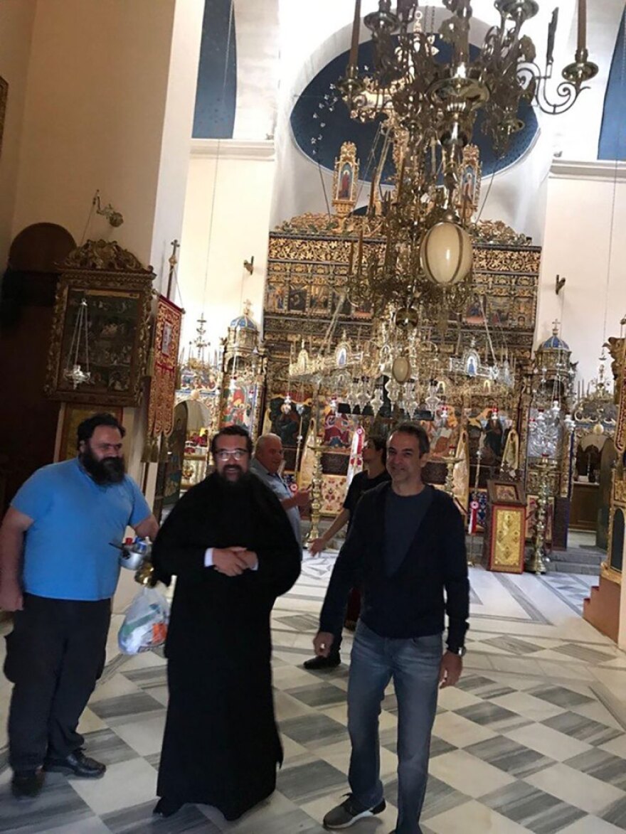 Στα Χανιά ο Κυριάκος Μητσοτάκης - Επισκέφθηκε τη Μονή Αγίας Τριάδας