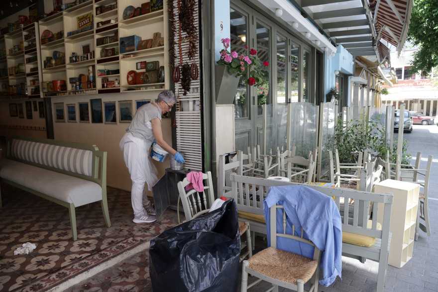 Πυρετός προετοιμασιών για το άνοιγμα της εστίασης - Όλα όσα αλλάζουν από Δευτέρα