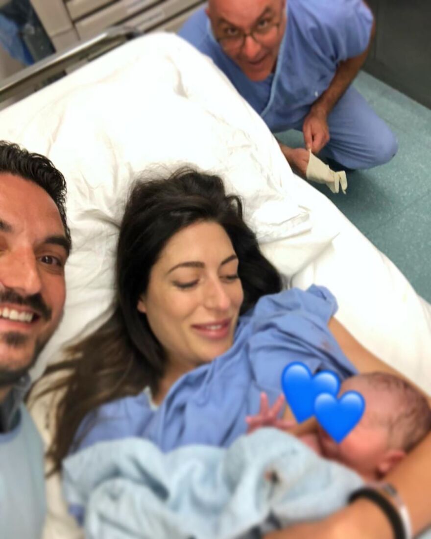 Φλορίντα Πετρουτσέλι: Η πρώτη της ανάρτηση, αγκαλιά με τον νεογέννητο γιο της