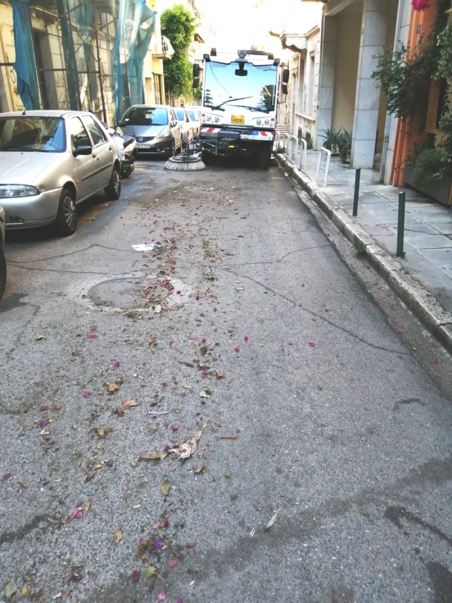 Δήμος Αθηναίων: Κυριακάτικη δράση καθαριότητας στη Νεάπολη Εξαρχείων 