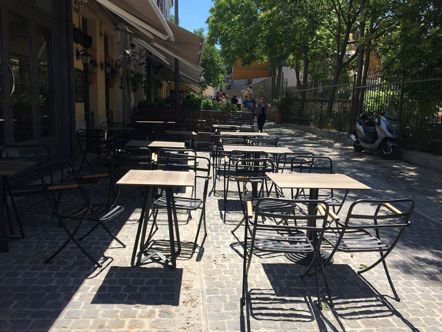 Άρση μέτρων: Αυτοψία του protothema.gr σε Θησείο και Πλάκα για την επαναλειτουργία των μαγαζιών