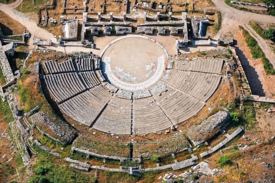 Εργαστήριο Αρχαίου Δράματος στη φύση με «δασκάλους» γνωστούς καλλιτέχνες