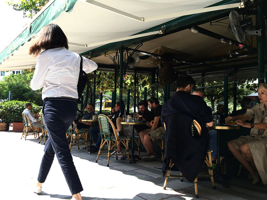 Άρση μέτρων: Άνοιξαν τα καταστήματα εστίασης - Αισιοδοξία και όρεξη από τους καταστηματάρχες 