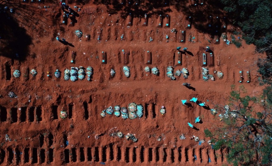 Πάνω από 347.000 οι θάνατοι σε όλον τον κόσμο, ξεπερνούν τα 5,5 εκατομμύρια τα κρούσματα