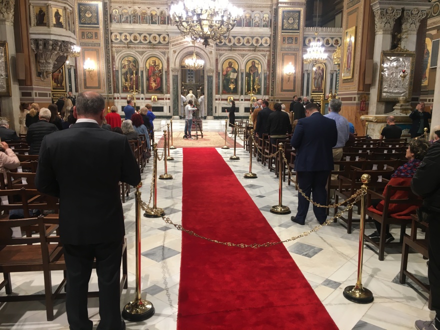 Χριστός Ανέστη στις εκκλησίες έπειτα από 40 ημέρες (βίντεο και φωτό)