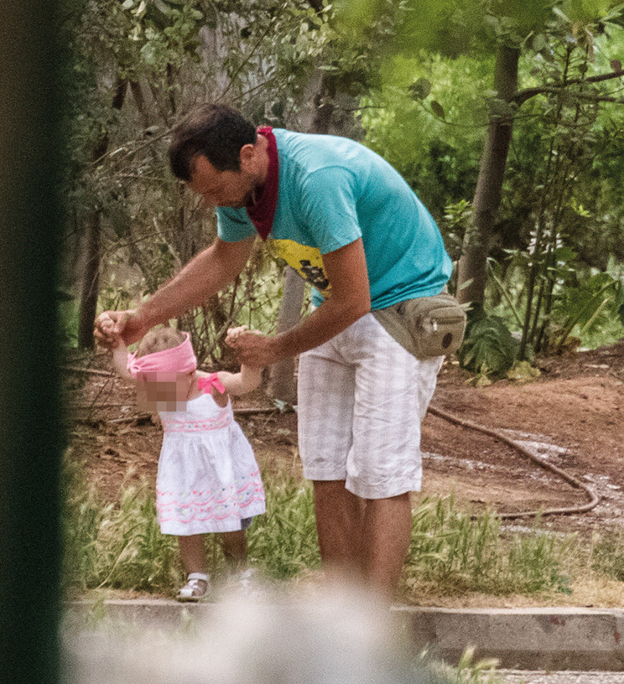 Κλέλια Ρένεση: Βόλτα στο πάρκο - Δείτε φωτογραφίες