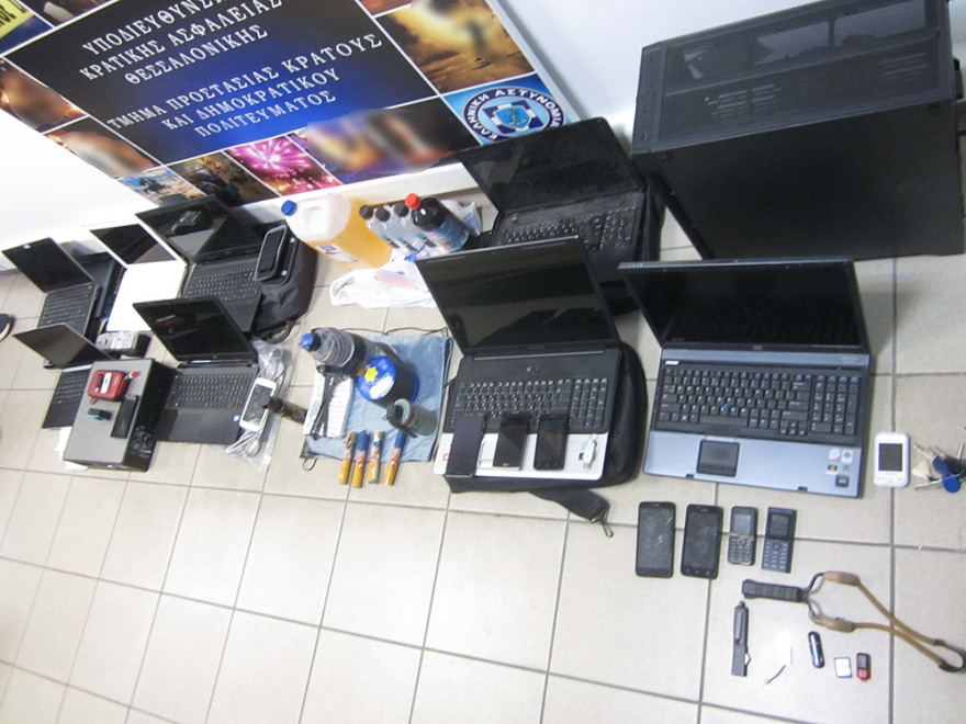 Στον εισαγγελέα οι αντιεξουσιαστές για τον εκρηκτικό μηχανισμό σε σπίτι πρώην υπουργού