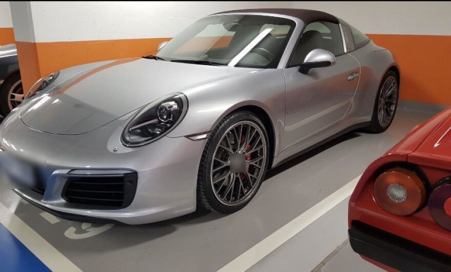 Στα χέρια της ΕΛΑΣ εγκληματική οργάνωση που έκλεβε πολυτελή αυτοκίνητα 