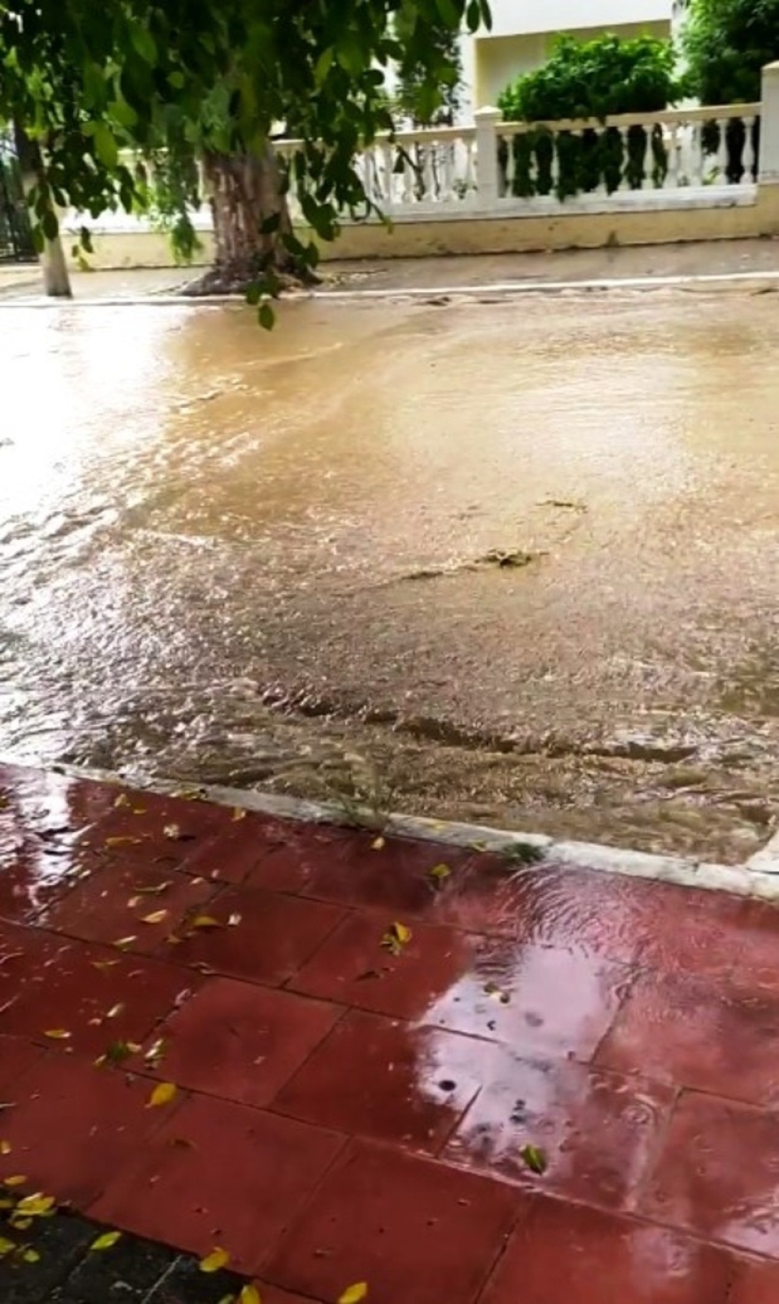 Λέρος: Να κηρυχθεί το νησί σε κατάσταση έκτακτης ανάγκης ζητά ο δήμαρχος