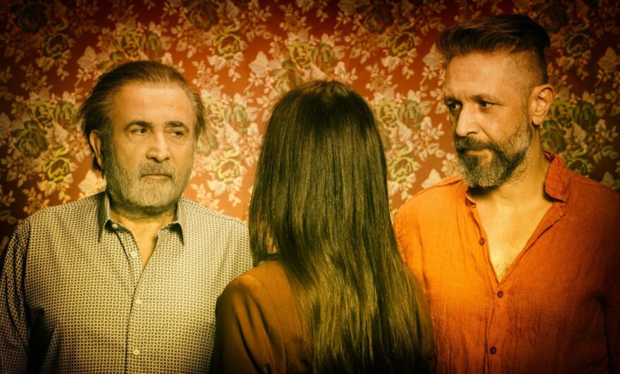 Λάκης Λαζόπουλος - Αθηνά Μαξίμου - Αιμίλιος Χειλάκης: Ξέρουν τι θα κάνουν μαζί το χειμώνα 