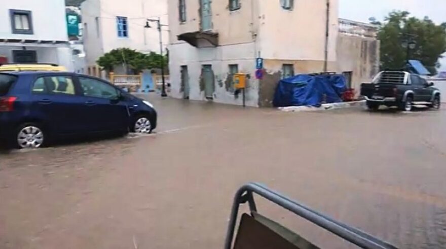 Καιρός: Καταιγίδες και σήμερα - Δείτε χάρτες