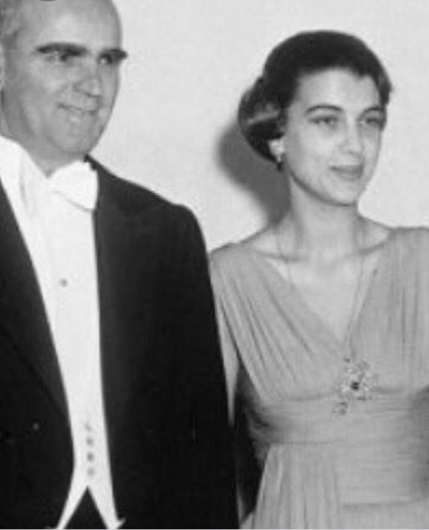 Αμαλία Μεγαπάνου: Πέθανε σε ηλικία 91 ετών η γυναίκα που ταύτισε τη ζωή της με τον Κωνσταντίνο Καραμανλή