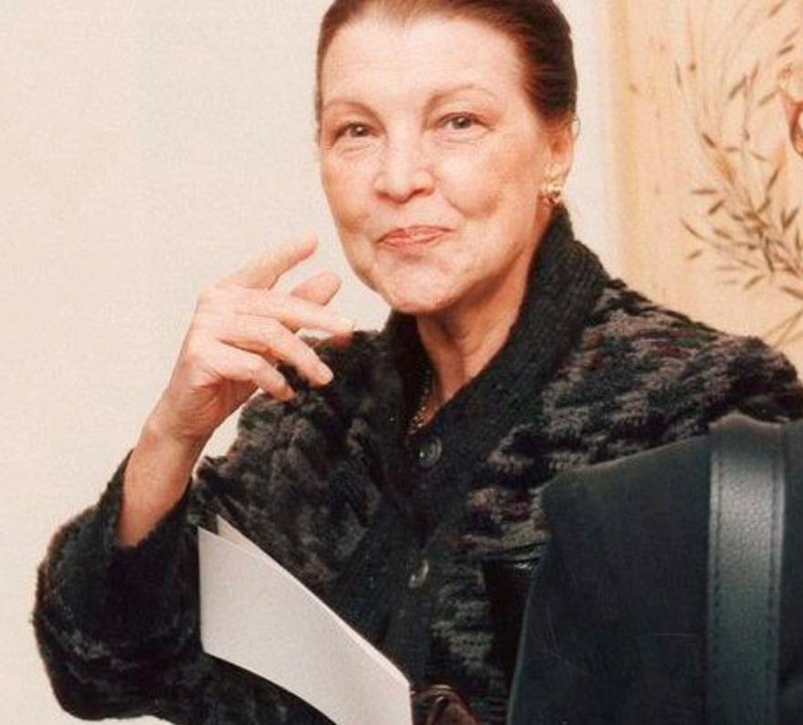 Αμαλία Μεγαπάνου: Πέθανε σε ηλικία 91 ετών η γυναίκα που ταύτισε τη ζωή της με τον Κωνσταντίνο Καραμανλή