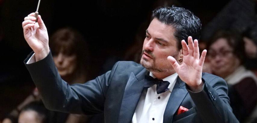 Ο Γιώργος Πέτρου αναλαμβάνει την Εθνική Συμφωνική Ορχήστρα της ΕΡΤ 