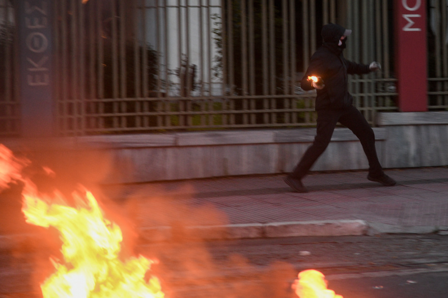 Επεισόδια στην Αθήνα για τη δολοφονία Φλόιντ: Ειδικό σχέδιο από την ΕΛΑΣ σε τρεις άξονες