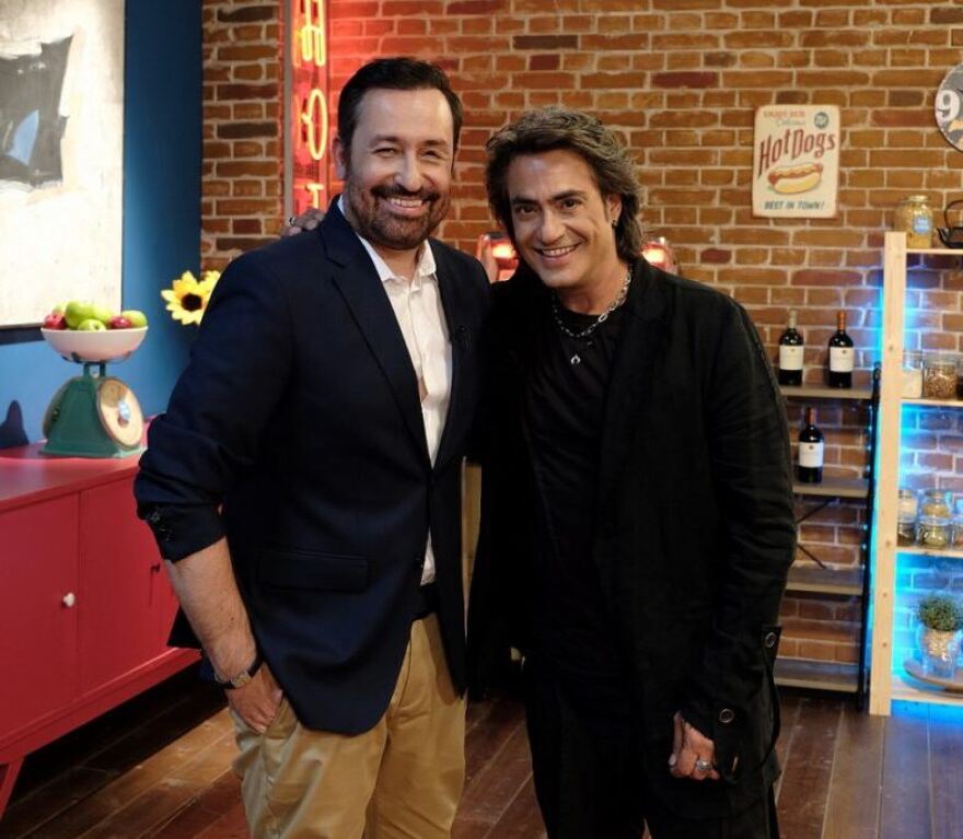 Διονύσης Σχοινάς: «Ήταν το πιο δύσκολο 12λεπτο της ζωής μας» - Μιλάει πρώτη φορά για την ένοπλη ληστεία στο σπίτι τους 