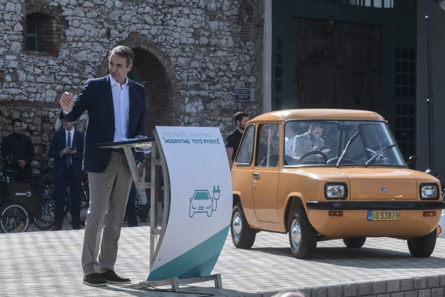 Μητσοτάκης: Αυτά είναι τα κίνητρα για την ηλεκτροκίνηση 