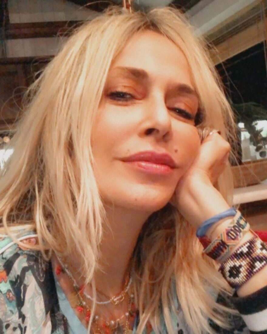 Η Άννα Βίσση δείχνει τον τρόπο για να χάσουμε κιλά