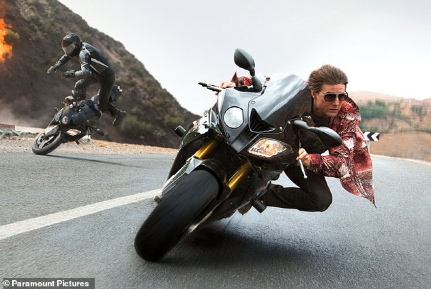 Ο Τομ Κρουζ χτίζει ένα ολόκληρο χωριό για τα γυρίσματα της «Επικίνδυνης Αποστολής 7»