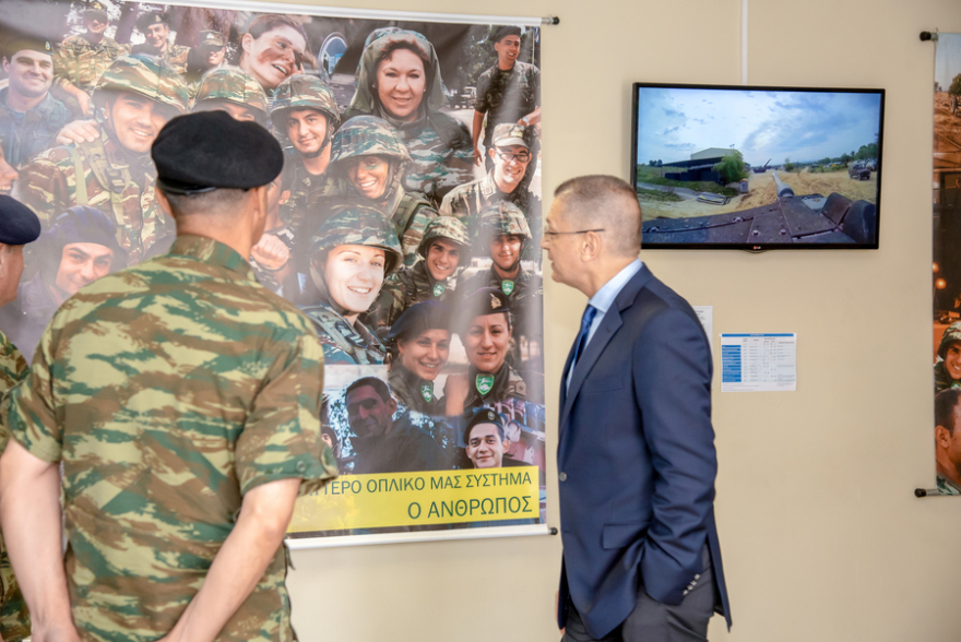 Επίσκεψη Στεφανή σε φυλάκια στον Έβρο - Επιθεώρησε τις διαδικασίες επιτήρησης των συνόρων
