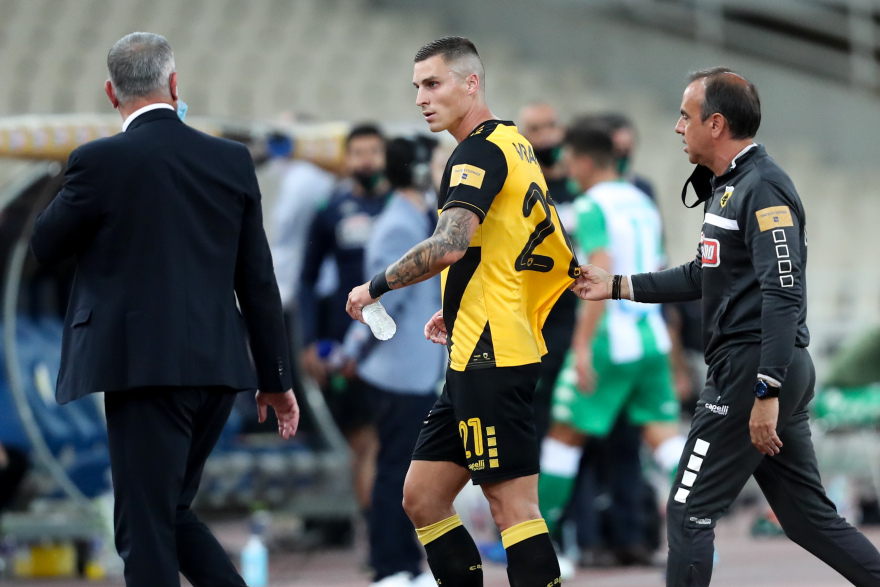 ΑΕΚ - Παναθηναϊκός: Ο Βέρντε έπιασε από τον λαιμό τον Βράνιες