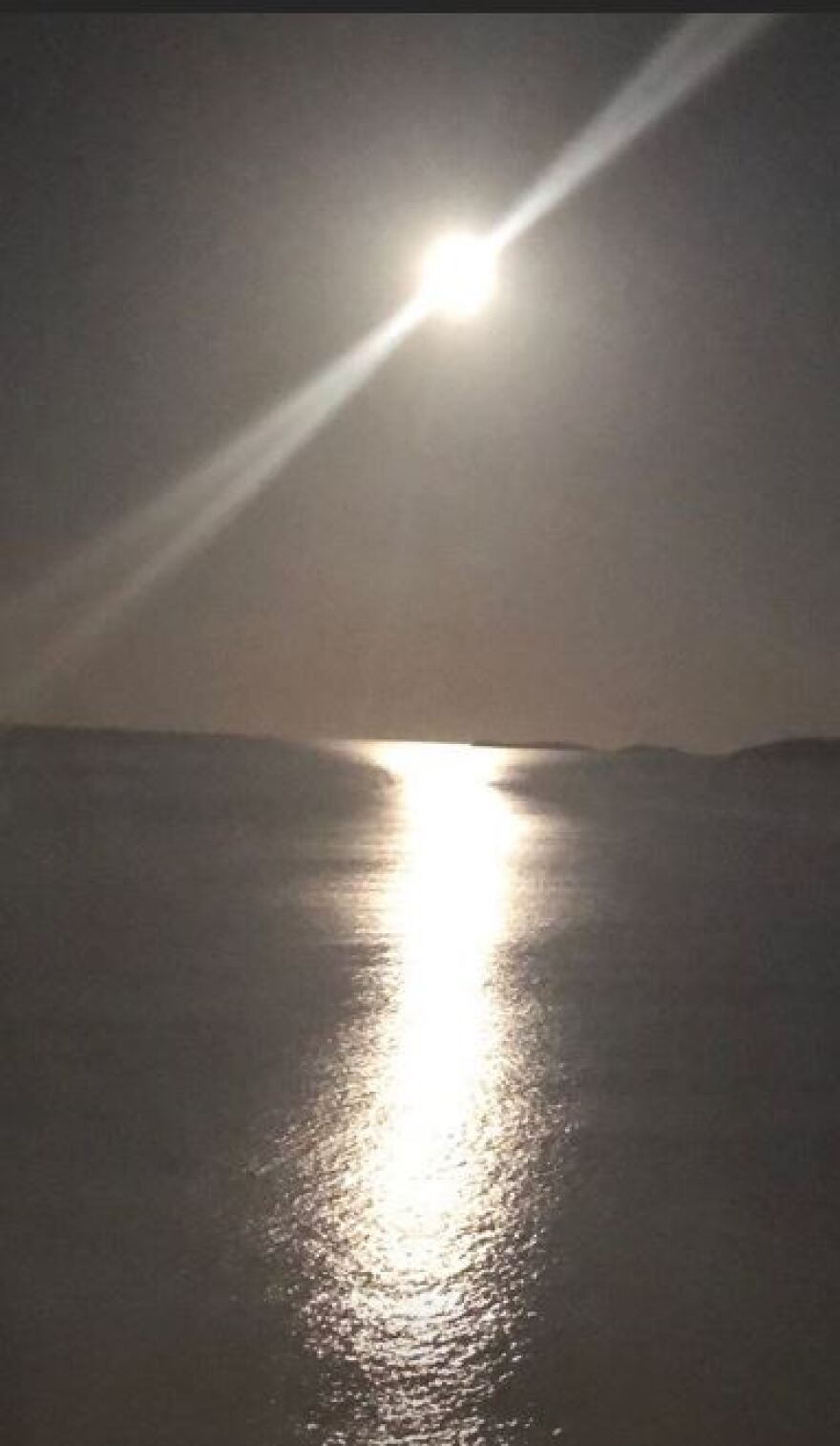 Γιώργος Λιάγκας: Στον Πόρο με το σκάφος και τους γιους του