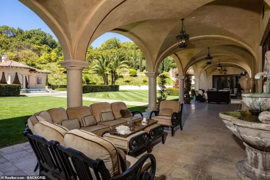 Σοφία Βεργκάρα: H απίστευτη βίλα των 26 εκατ. δολαρίων που απέκτησε στο Λος Άντζελες 