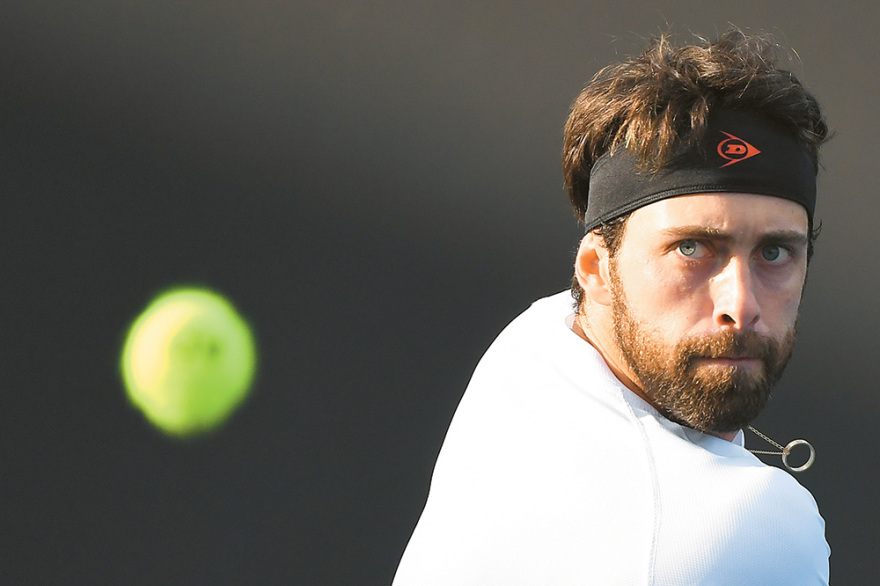 Δέρνουν και βιάζουν οι σταρ του αθλητισμού 