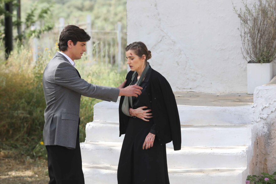 Άγριες Μέλισσες: Όλες οι συγκλονιστικές εξελίξεις της ερχόμενης εβδομάδας - Δείτε φωτογραφίες