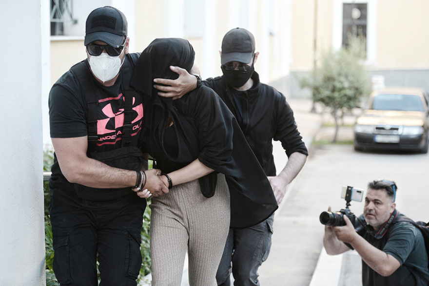 Επίθεση με βιτριόλι- Δείτε βίντεο: Στον εισαγγελέα η 35χρονη - Τα ευρήματα που την «καίνε»