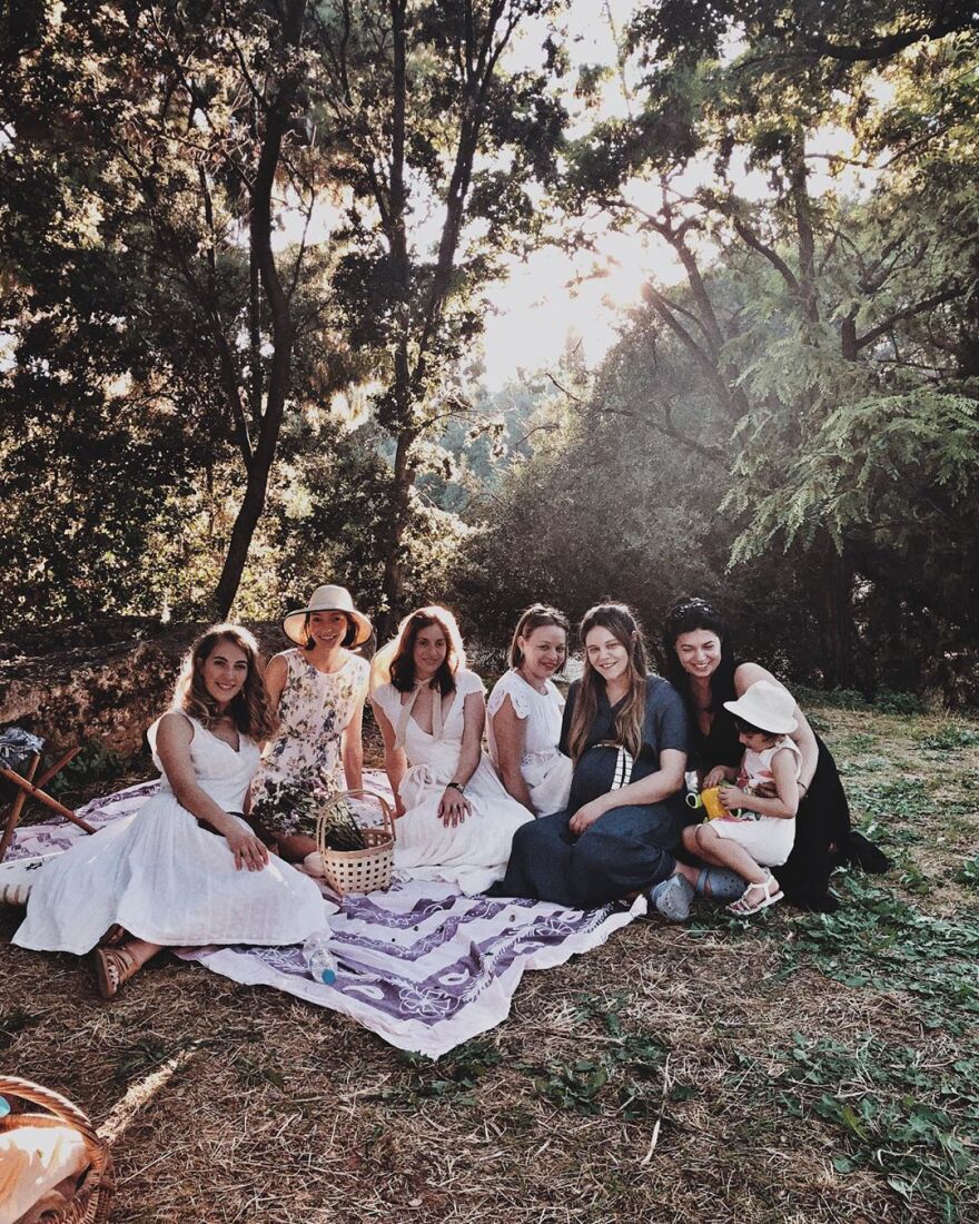 Γιώργος Χρανιώτης - Γεωργία Αβασκαντήρα: Baby shower σε πάρκο λίγο πριν γίνουν γονείς 