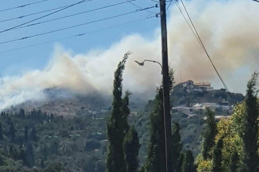 Ζάκυνθος: Υπό έλεγχο η φωτιά στη θέση Ασκός στις Βολίμες - Έφτασε κοντά σε σπίτια	