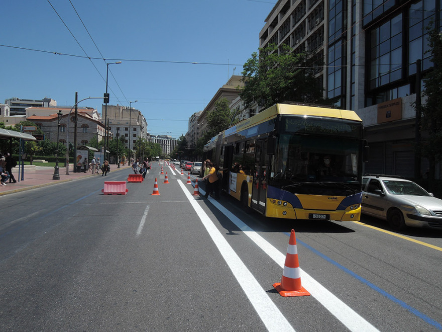 Μεγάλος Περίπατος της Αθήνας: Κυριακάτικο «ζέσταμα» με βιτρίνα την Όλγας και «στένεμα» της Πανεπιστημίου