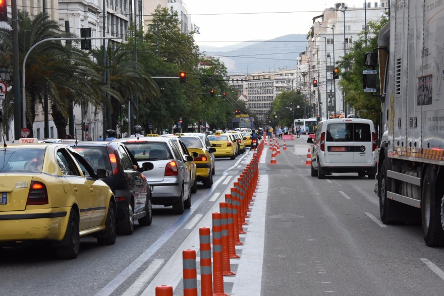 Μεγάλος Περίπατος της Αθήνας: Ολοήμερο μποτιλιάρισμα και μεγάλη ταλαιπωρία για τους οδηγούς