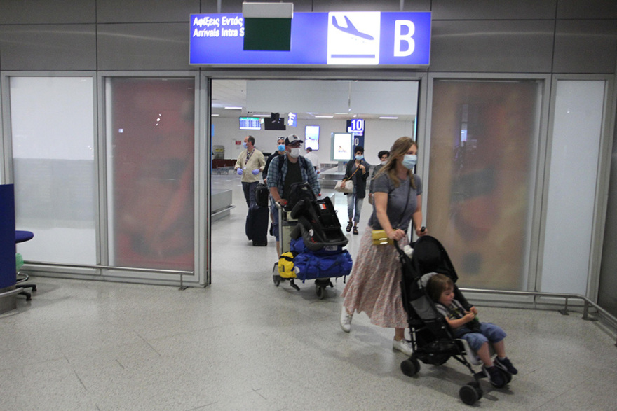 Τουρισμός: «Πρεμιέρα» για τα αεροδρόμια «Ελ. Βενιζέλος» και «Μακεδονία» με 30 διεθνείς πτήσεις 