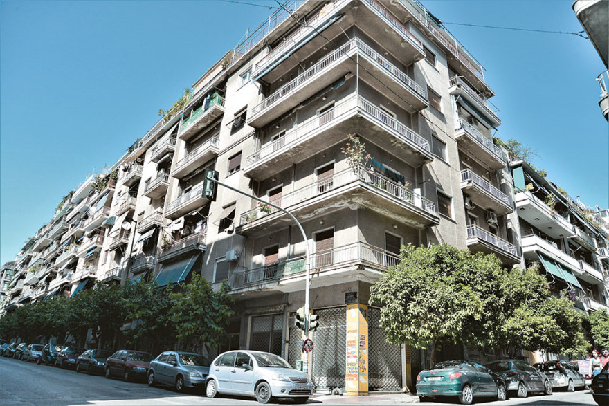 Δημήτρης Παπαδημούλης: Αγόρασε άλλα 6 ακίνητα το 2019, νοικιάζει 15 σε ΜΚΟ και μετανάστες