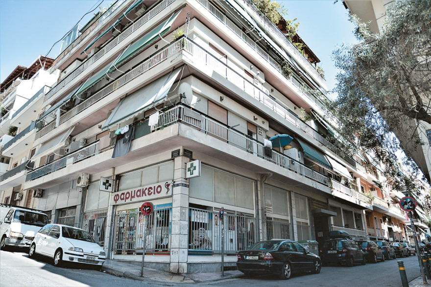 Δημήτρης Παπαδημούλης: Αγόρασε άλλα 6 ακίνητα το 2019, νοικιάζει 15 σε ΜΚΟ και μετανάστες