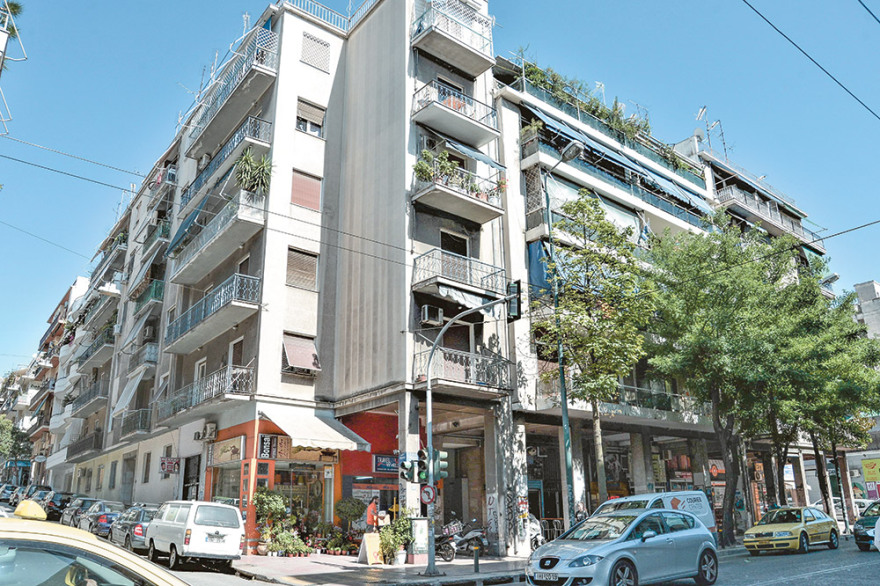 Δημήτρης Παπαδημούλης: Αγόρασε άλλα 6 ακίνητα το 2019, νοικιάζει 15 σε ΜΚΟ και μετανάστες