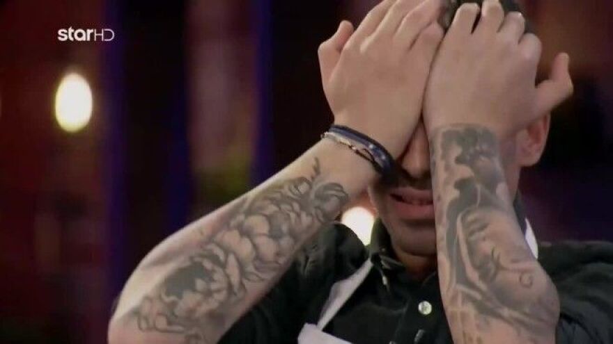 MasterChef- Σταύρος Γεωργίου: Τα κλάματα και το carrot cake που τον έστειλε τελικό