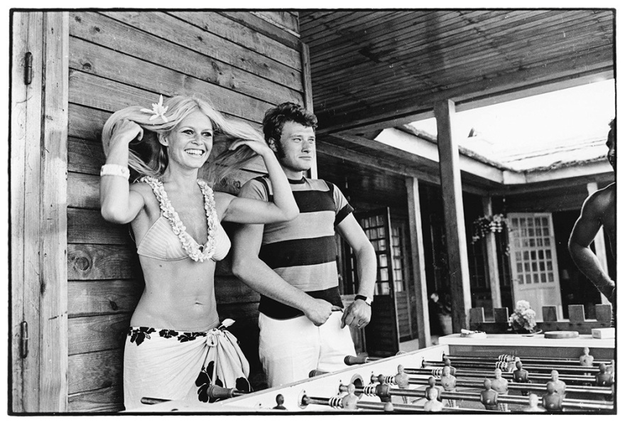 Κατρίν Ντενέβ - Τζόνι Χάλιντει: Ενας έρωτας που έμεινε κρυφός 56 χρόνια