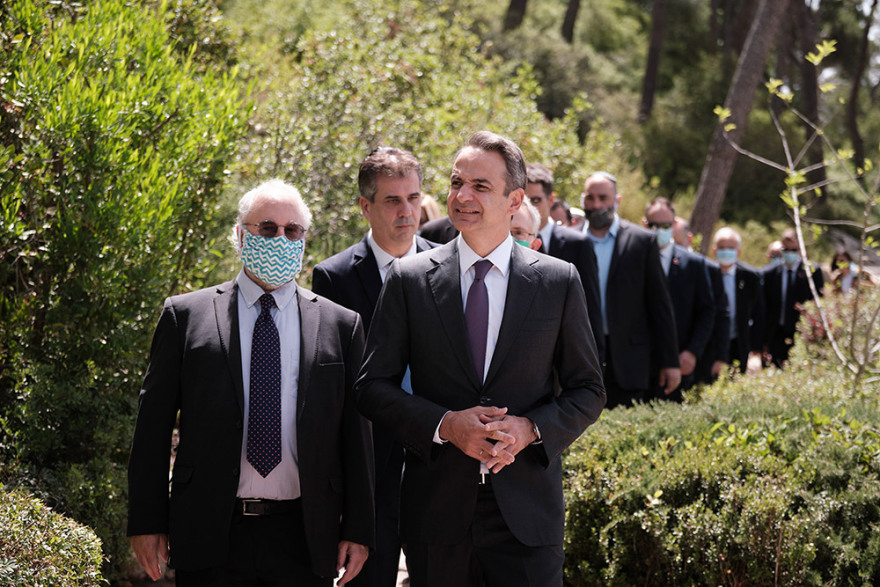 Ο Κυριάκος Μητσοτάκης στο Μνημείο Ολοκαυτώματος στο Ισραήλ