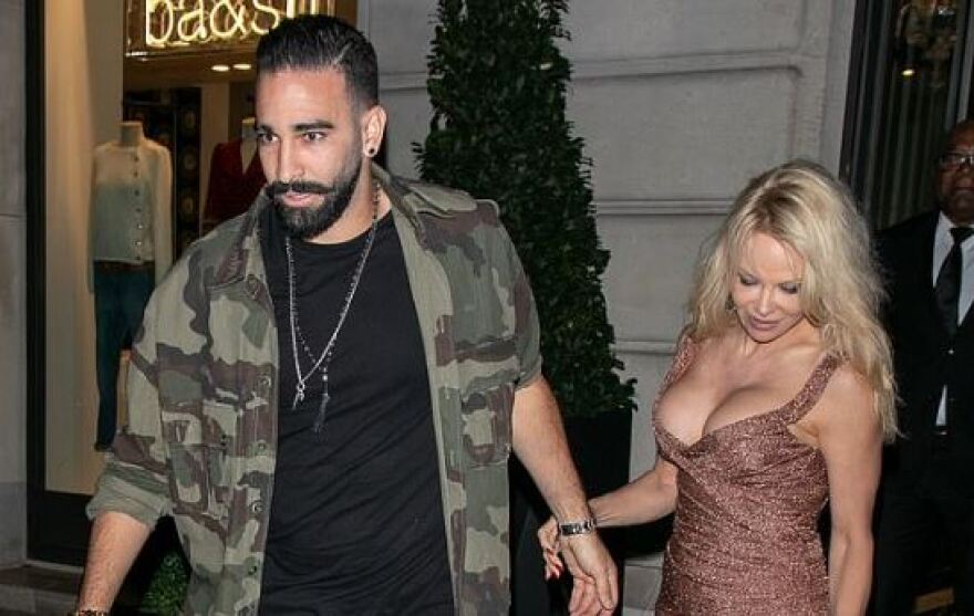 Η Πάμελα Άντερσον ξανά γυμνή! - Δείτε φωτογραφία